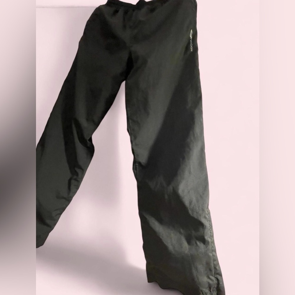 Vintage Reebok windbreaker / track pants 
Y2K black size small sweatpants